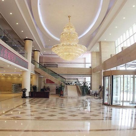 Weishi International Hotel Qing Zhou エクステリア 写真