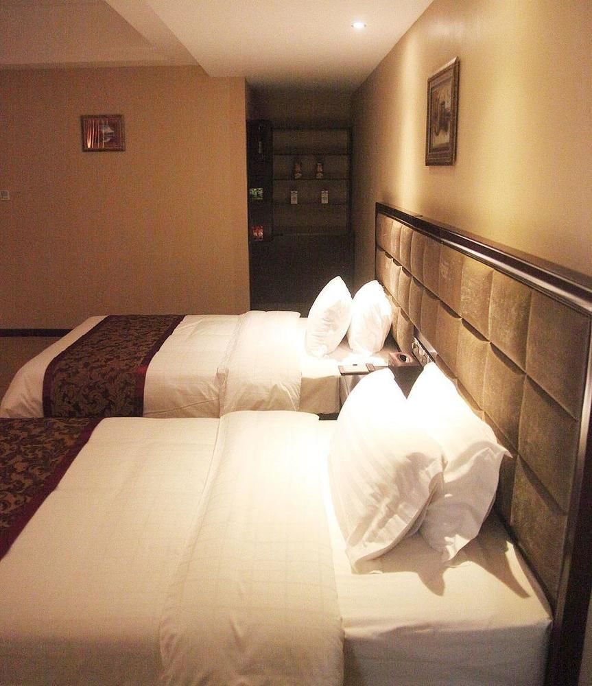 Weishi International Hotel Qing Zhou エクステリア 写真